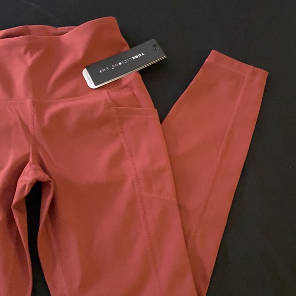 SALE!!!!!!!Brand new Yoga-lic-ious leggings - Picture 5 of 8